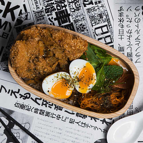 Bento box with chicken