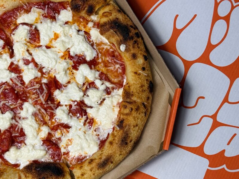 Піца Pepperoni з страчателлою